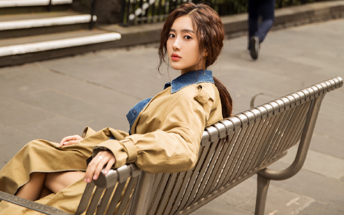 湘巴藏戏的希望，跟着小小的身影往前奔！